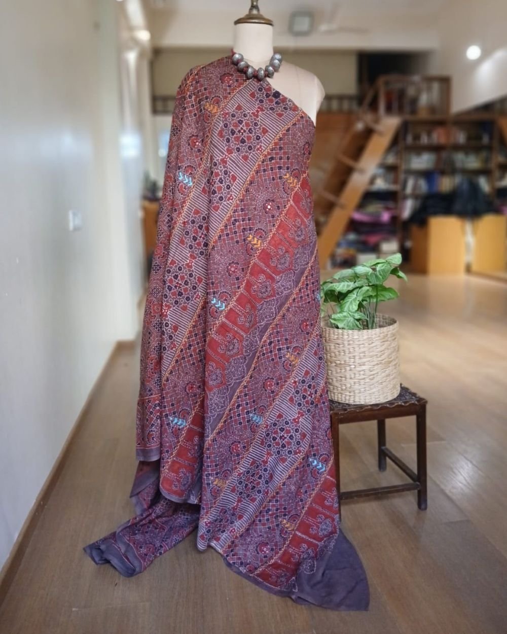 Barmer Ajrakh with Embroidered Palla Mul Cotton Saree – (AMCE1116) - Image 8