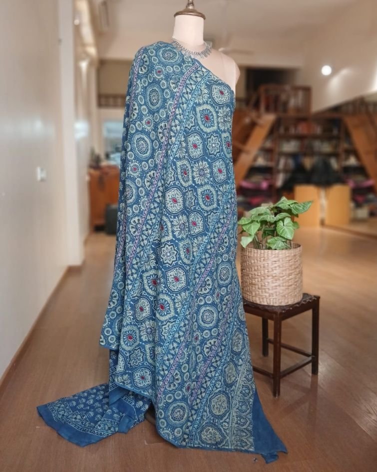 Barmer Ajrakh with Embroidered Palla Mul Cotton Saree – (AMCE1117) - Image 8