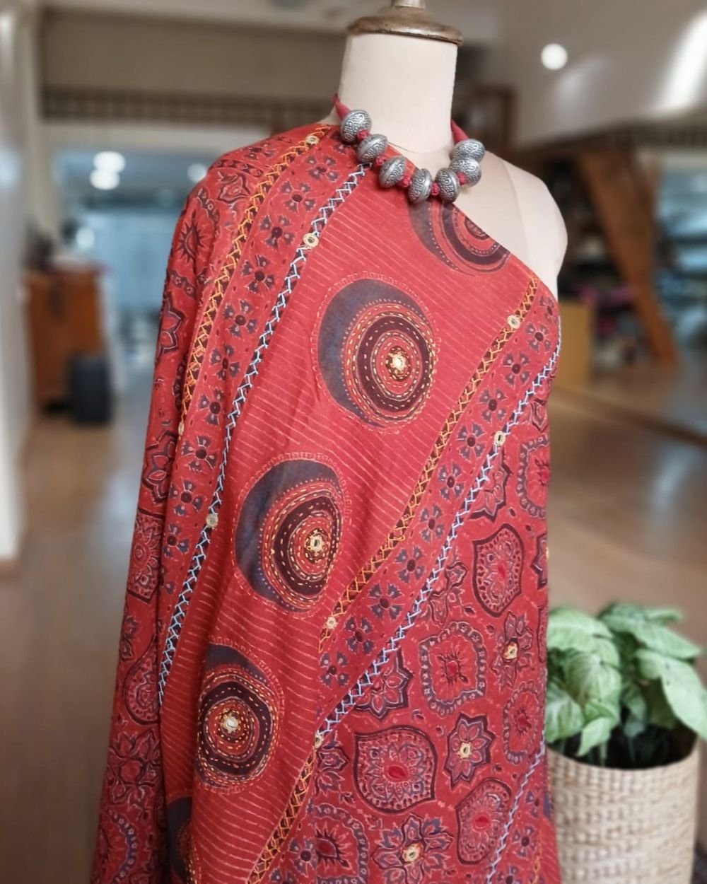 Barmer Ajrakh with Embroidered Palla Mul Cotton Saree – (AMCE1125) - Image 9