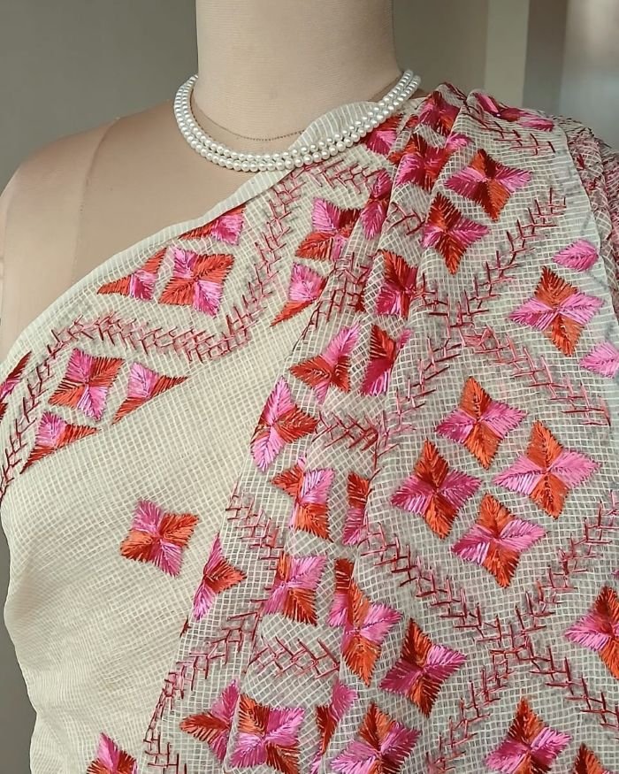 Phulkari Hand Embroidered Saree from Punjab -(PHES0005) - Image 5