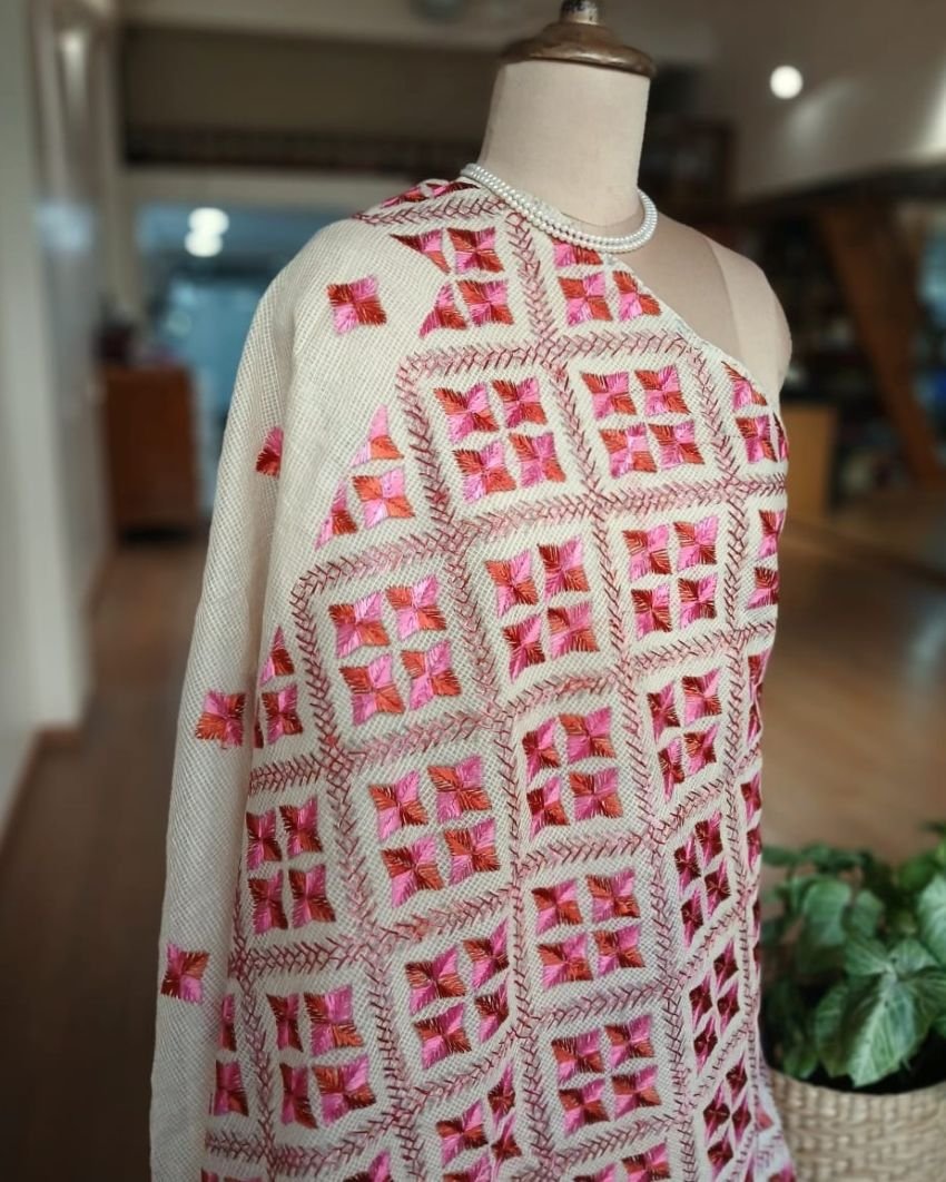 Phulkari Hand Embroidered Saree from Punjab -(PHES0005) - Image 7