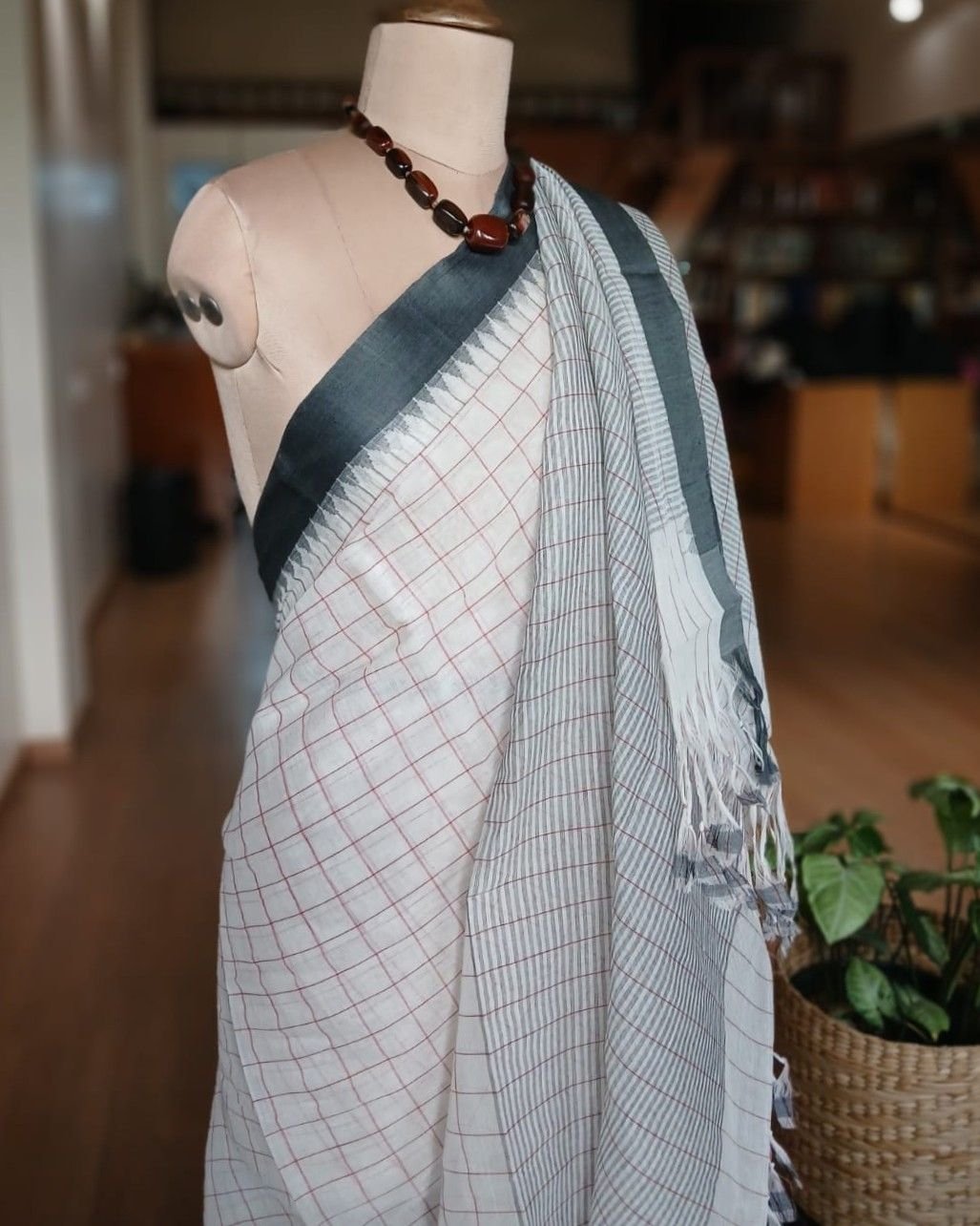 Ponduru Khadi Cotton Checks Saree - (PKSC0001)