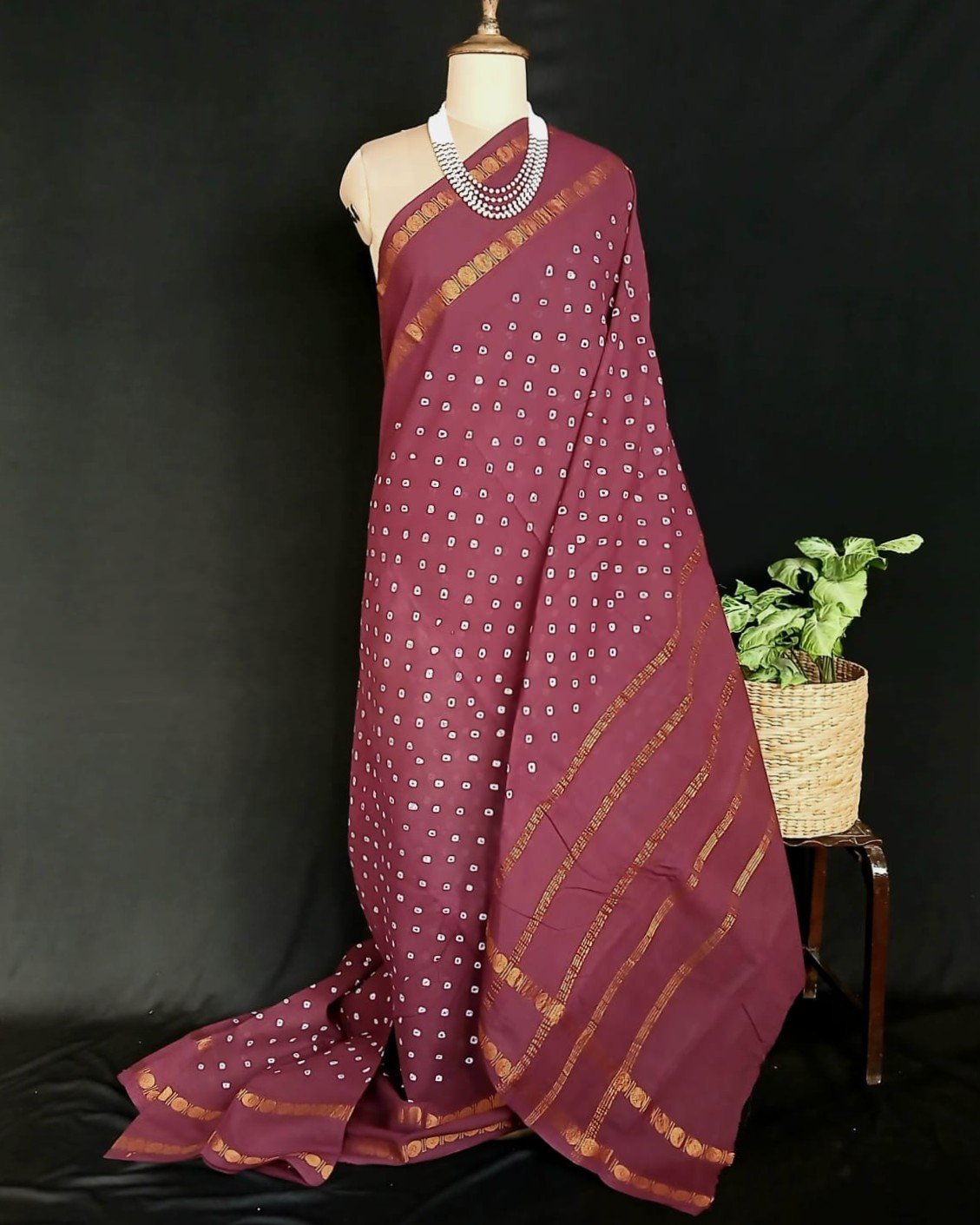 Hand-knotted Madurai Sungudi Cotton Saree- (HKSS0003)