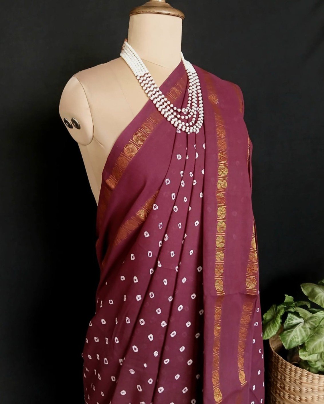 Hand-knotted Madurai Sungudi Cotton Saree- (HKSS0003) - Image 3