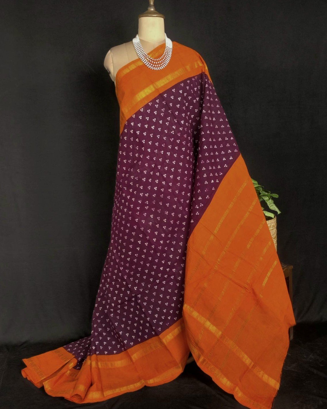 Hand-knotted Madurai Sungudi Cotton Saree- (HKSS0010)