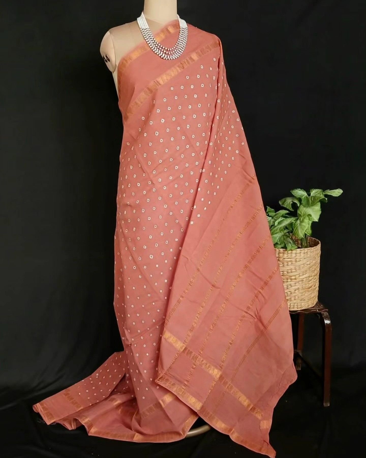 Hand-knotted Madurai Sungudi Cotton Saree- (HKSS0015)