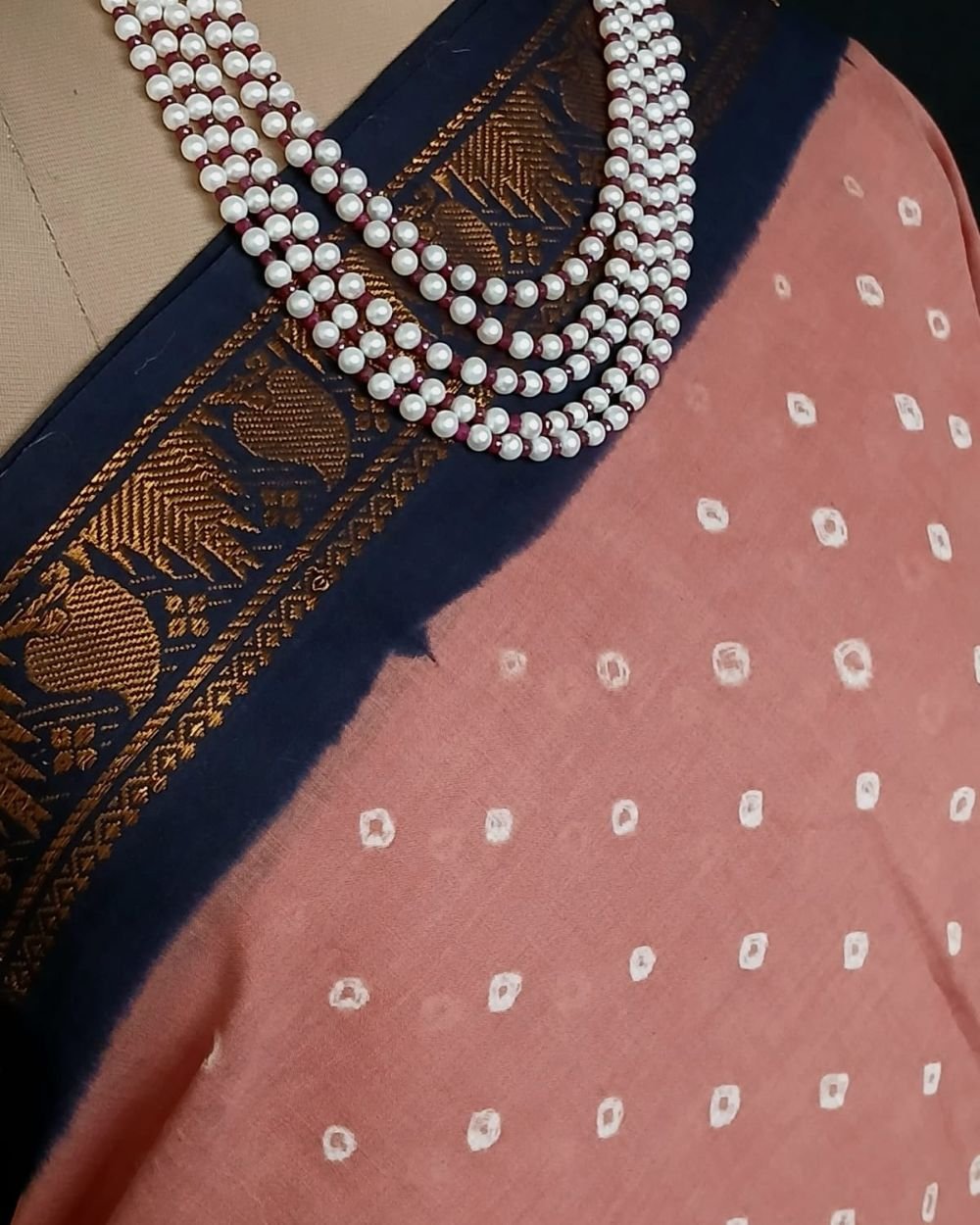 Hand-knotted Madurai Sungudi Cotton Saree- (HKSS0019) - Image 9