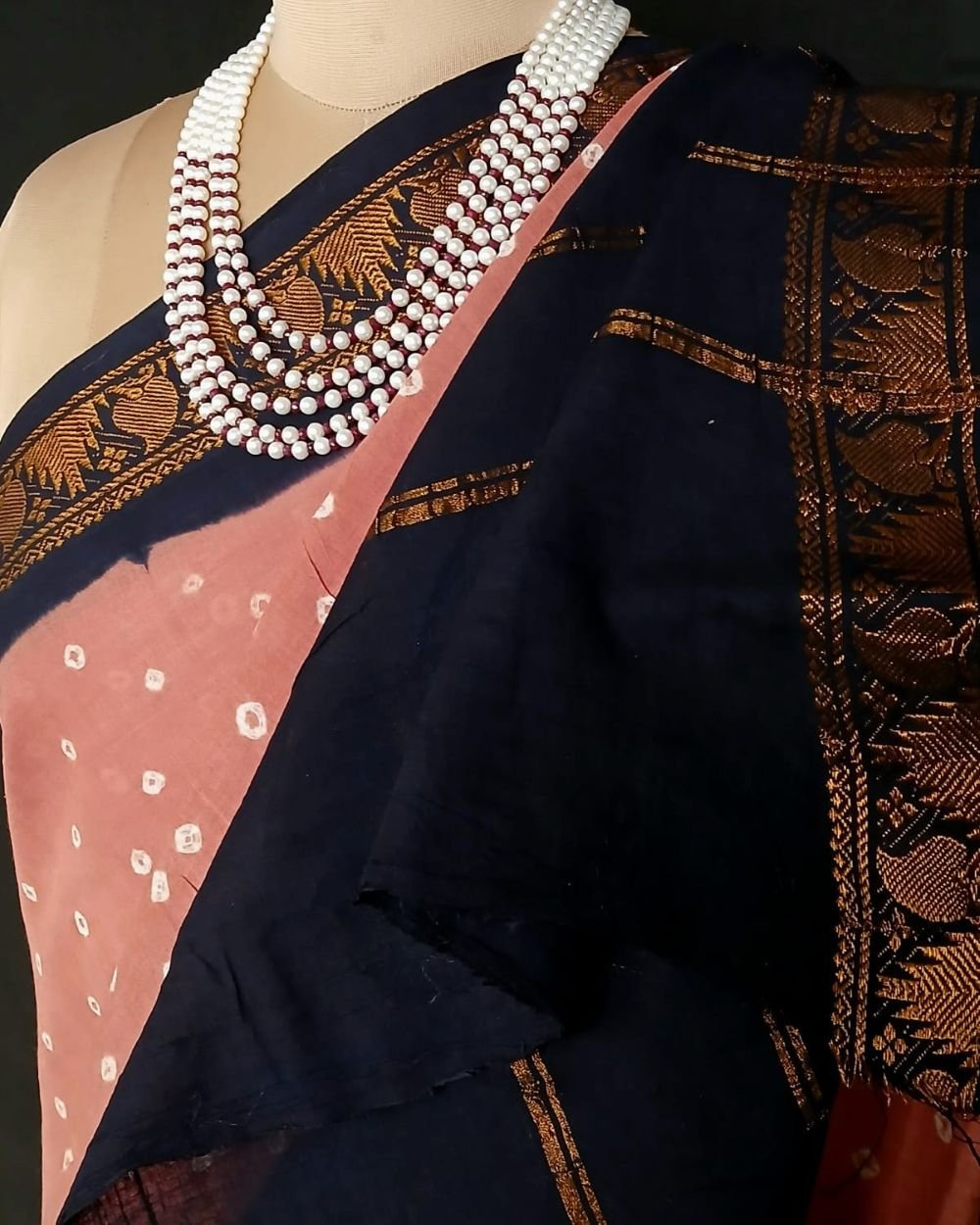 Hand-knotted Madurai Sungudi Cotton Saree- (HKSS0019) - Image 6