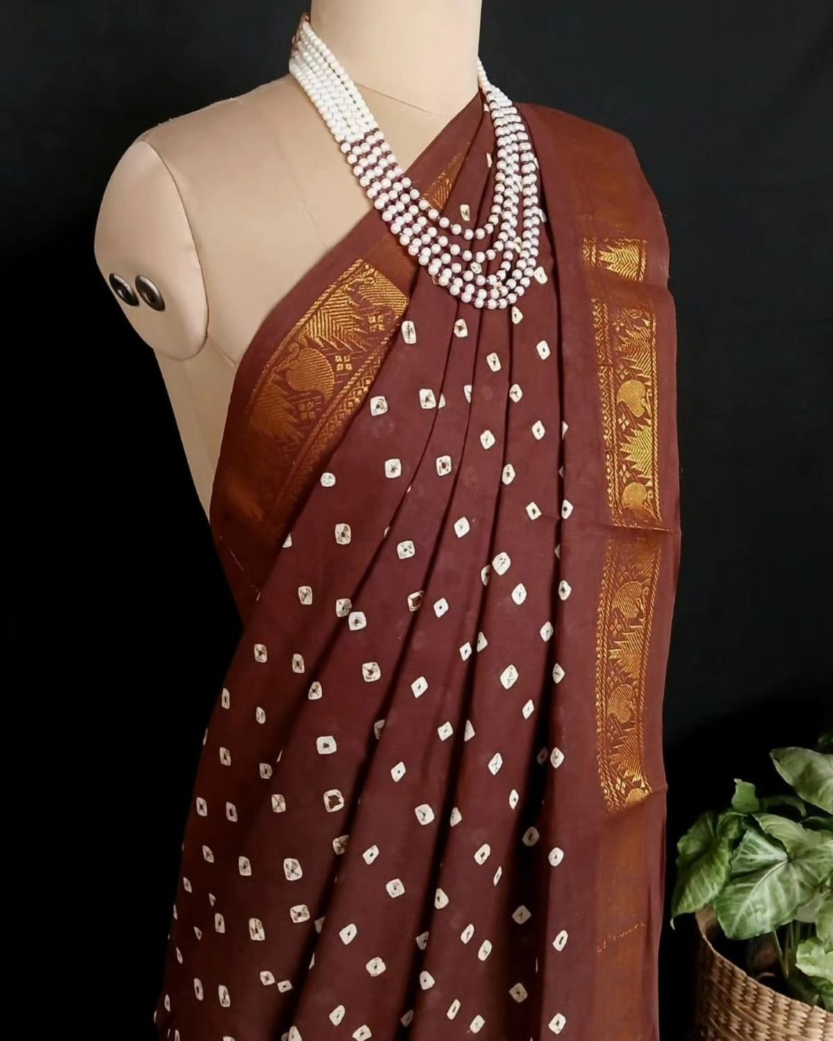 Hand-knotted Madurai Sungudi Cotton Saree- (HKSS0014) - Image 6