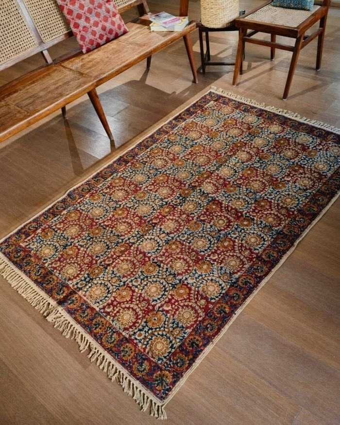 Kalamkari Dhurrie from Warangal (6 x 4 ft) – (NWKD1313) - Image 2