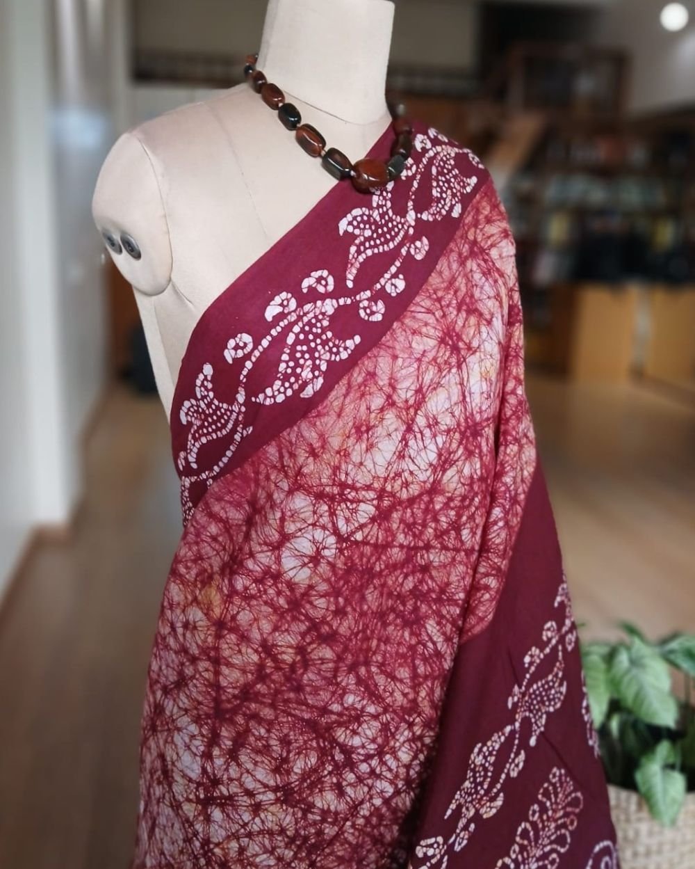 No-Zari Batik Saree from Madurai - (NZBS1015) - Image 2
