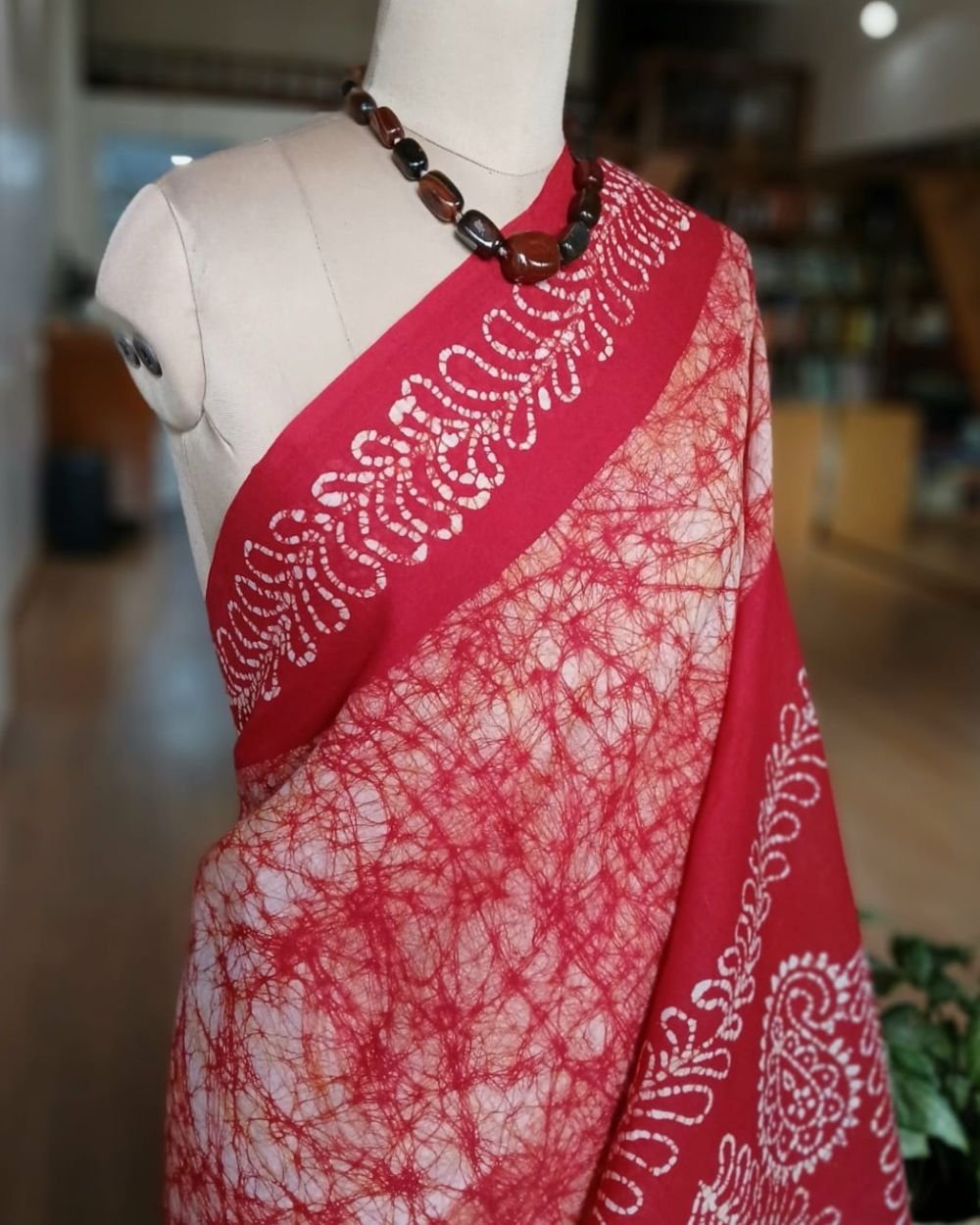 No-Zari Batik Saree from Madurai - (NZBS1004) - Image 2