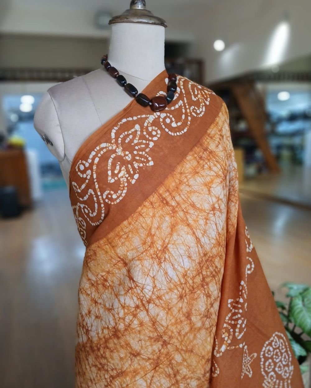 No-Zari Batik Saree from Madurai - (NZBS1008) - Image 2