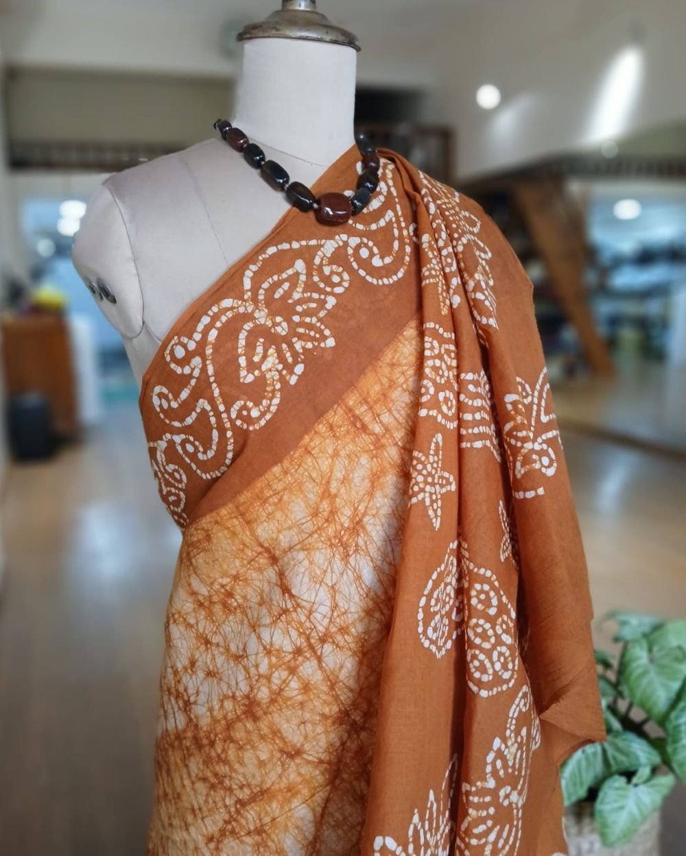 No-Zari Batik Saree from Madurai - (NZBS1008) - Image 4