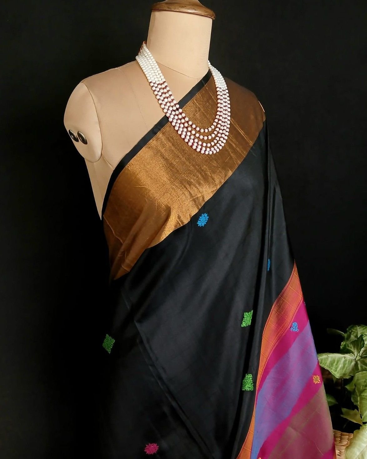Kasuti Embroidered Saree in PureMulberry Silk - (KMSS0004) - Image 3