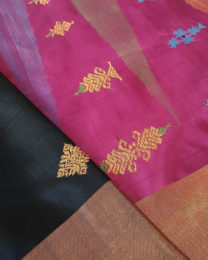 Kasuti Embroidered Saree in PureMulberry Silk - (KMSS0004) - Image 6