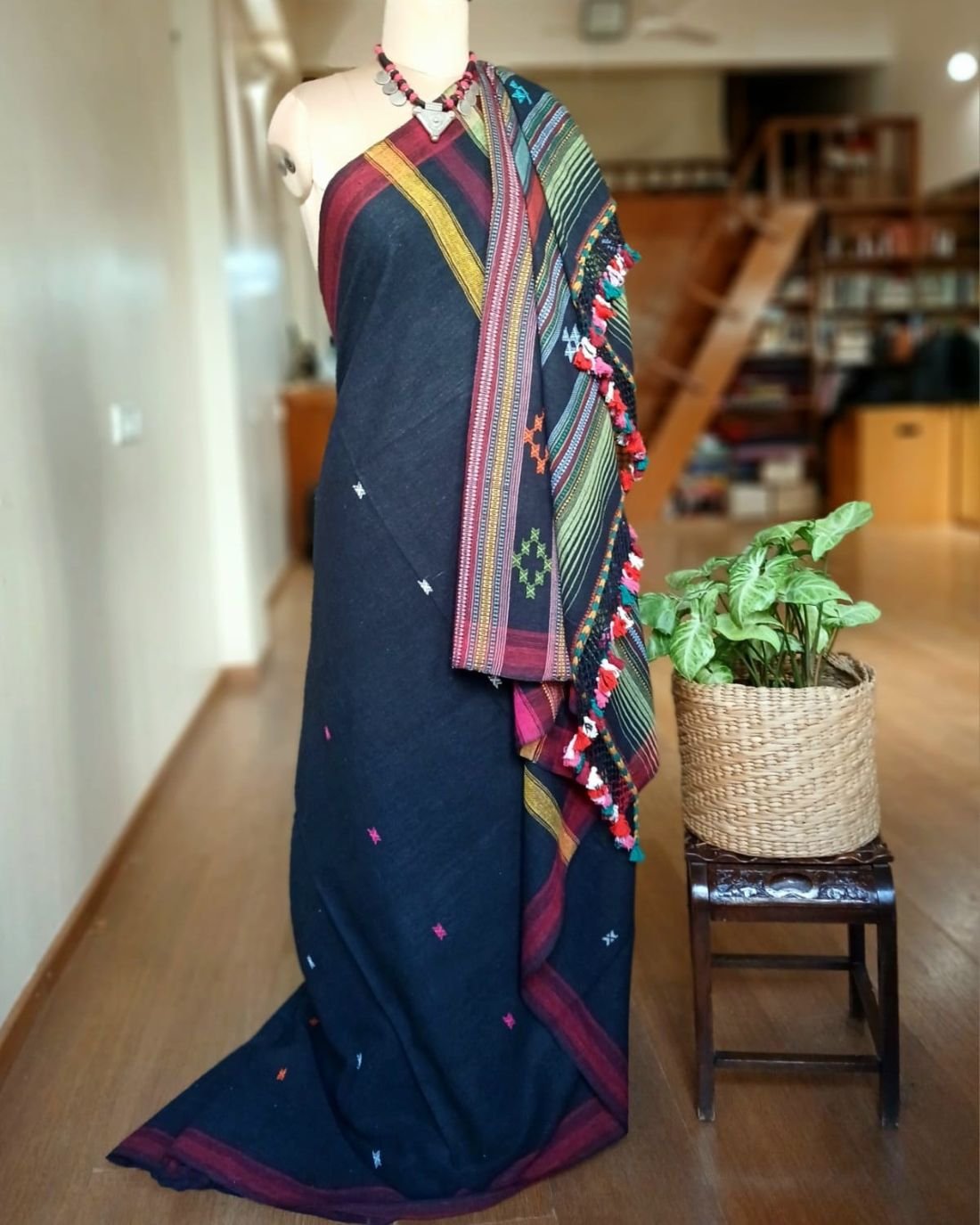 Bhujodi Saree handwoven in Kala Cotton – (BHUJ1014)
