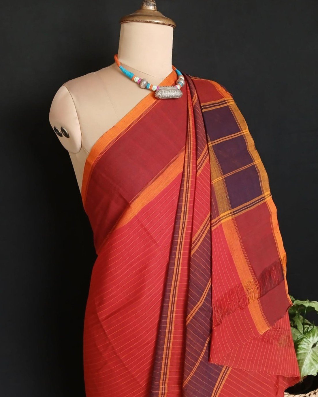 Classic Handwoven 40-count Kandangi from Chettinad - (CHKS0025) - Image 5