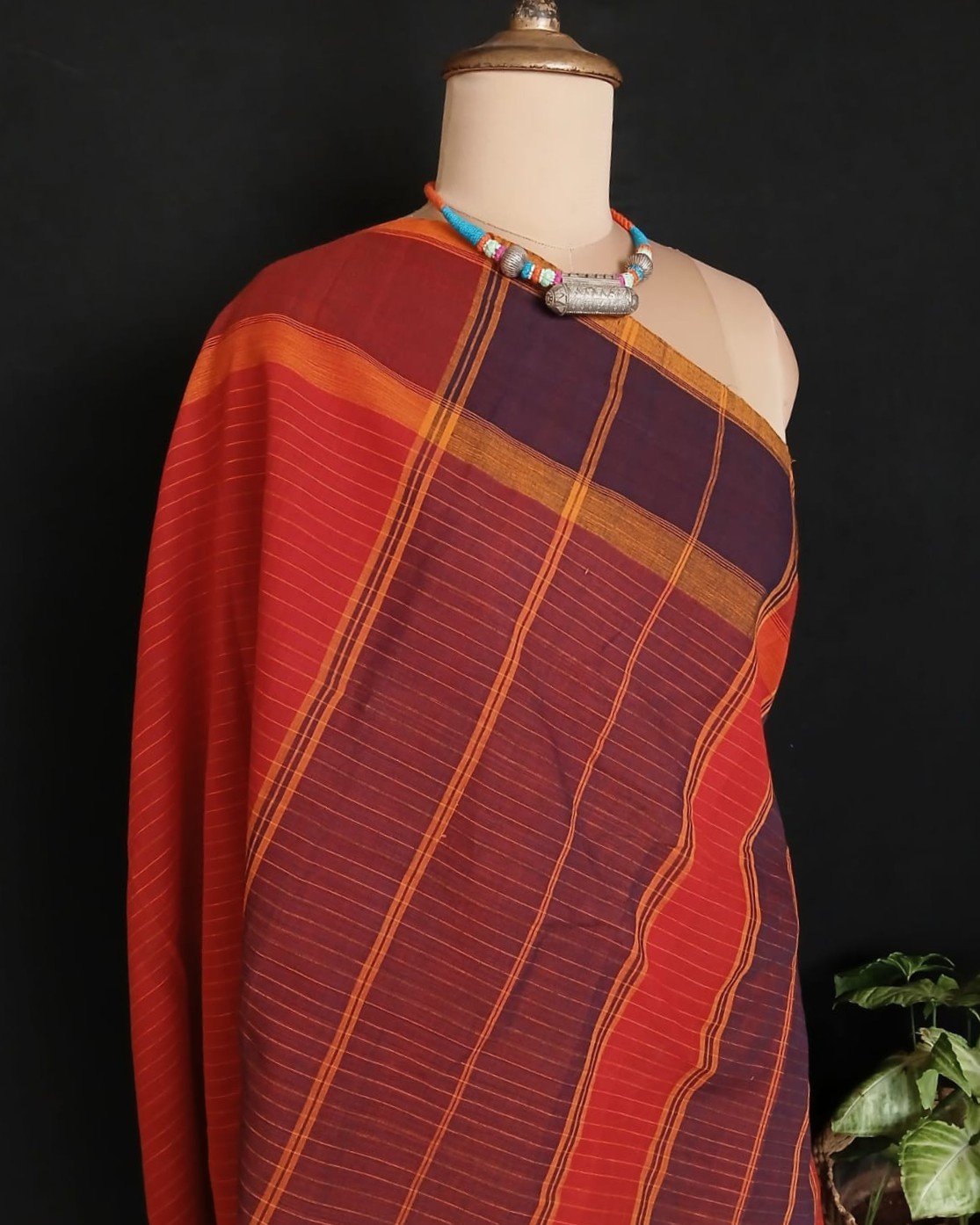 Classic Handwoven 40-count Kandangi from Chettinad - (CHKS0025) - Image 9