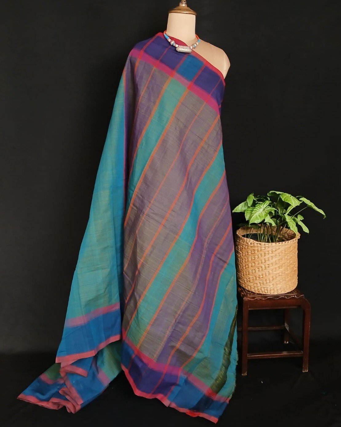 Classic Handwoven 40-count Kandangi from Chettinad – (CHKS0026) - Image 8