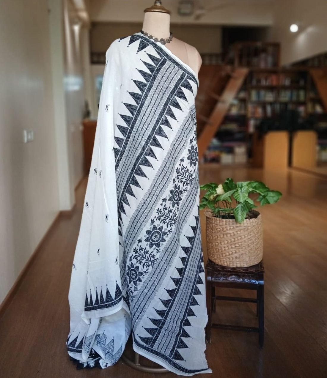 Cotton Kantha Saree from Santiniketan – (KNCS1065) - Image 8