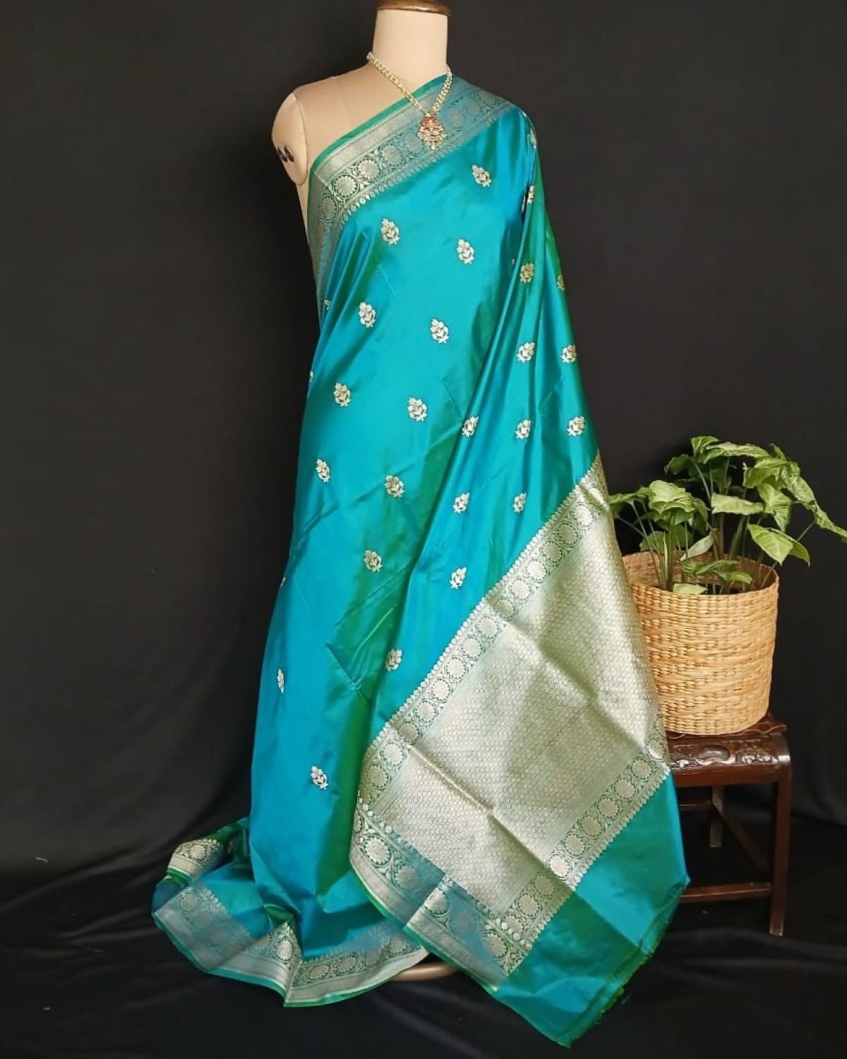 Banarasi Kadua Katan Silk Saree – (BANA1087)