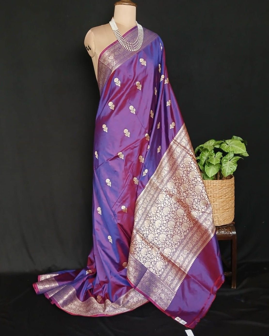 Banarasi Kadua Katan Silk Saree – (BANA1095)