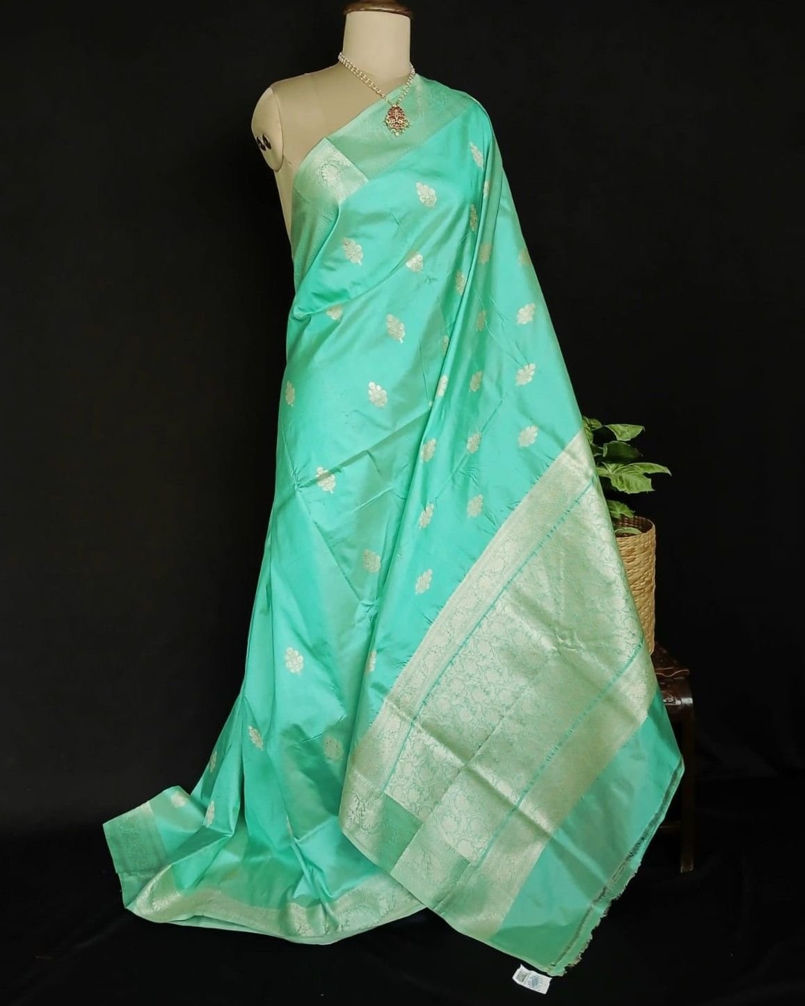 Banarasi Kadua Katan Silk Saree – (BANA1091)