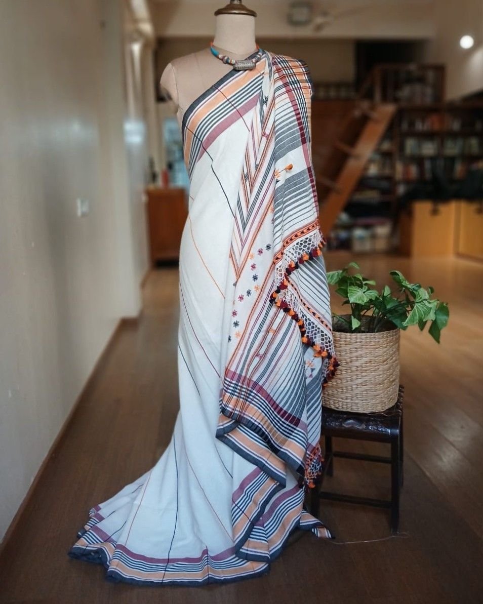 Bhujodi Saree handwoven in Kala Cotton – (BHUJ1023)