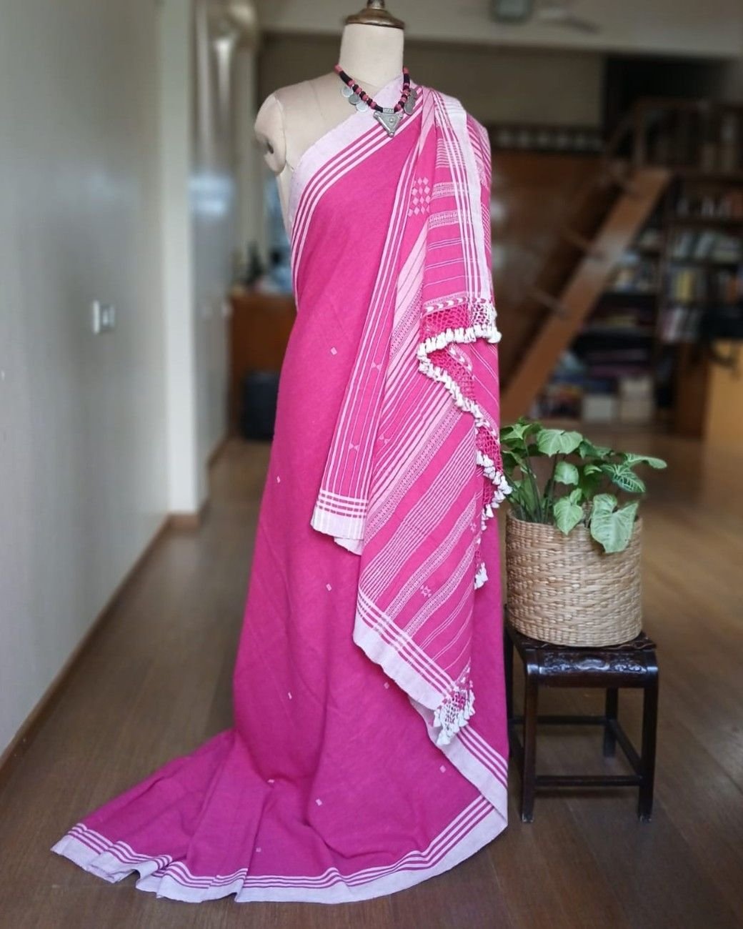 Bhujodi Saree handwoven in Kala Cotton – (BHUJ1024)