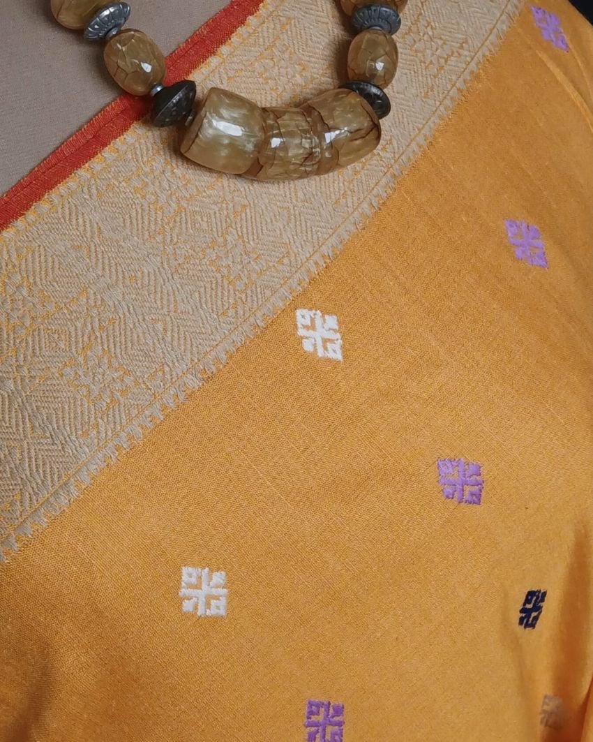 Ahimsa Eri Silk saree from Sualkuchi in Assam - (AESS0015) - Image 4