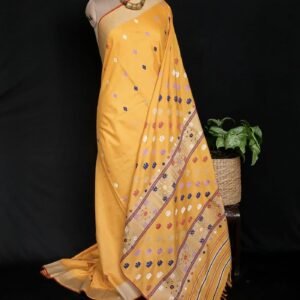 Ahimsa Eri Silk saree from Sualkuchi in Assam - (AESS0015)