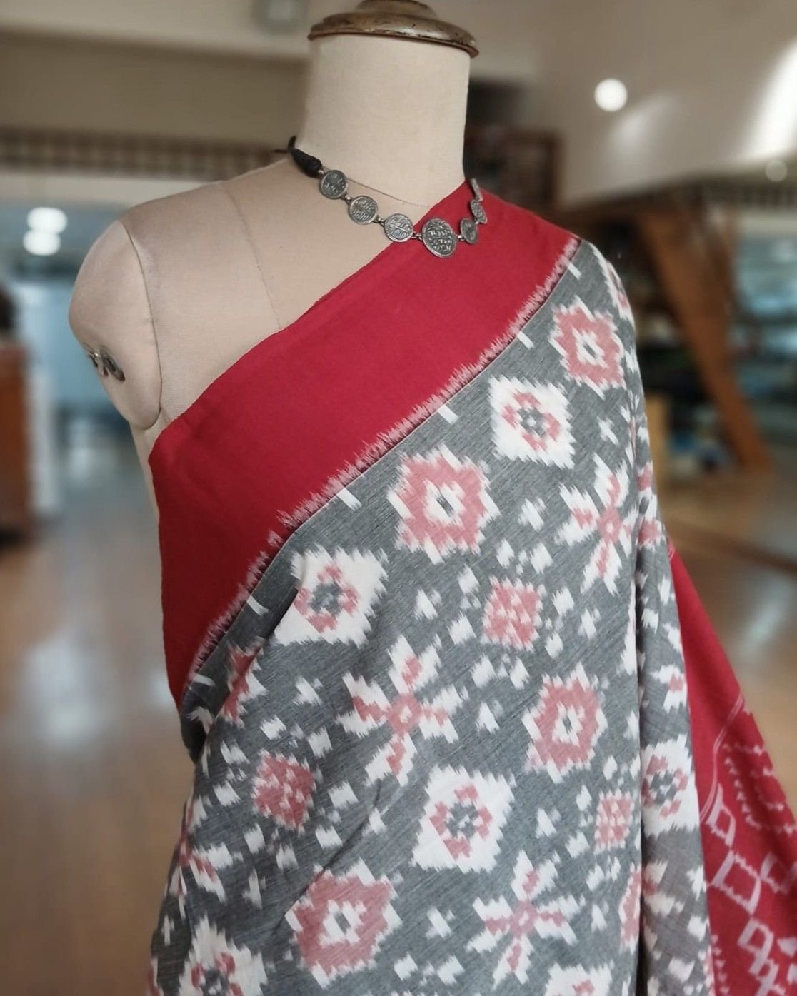 Single Ikat saree from Koyyalagudem - (SISK0006) - Image 2