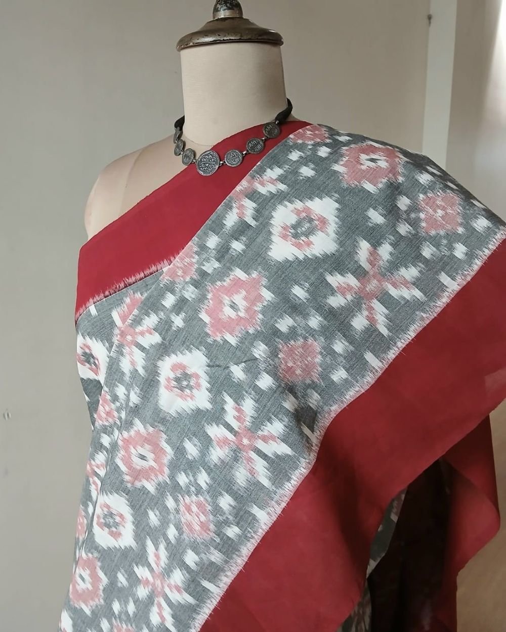 Single Ikat saree from Koyyalagudem - (SISK0006) - Image 7
