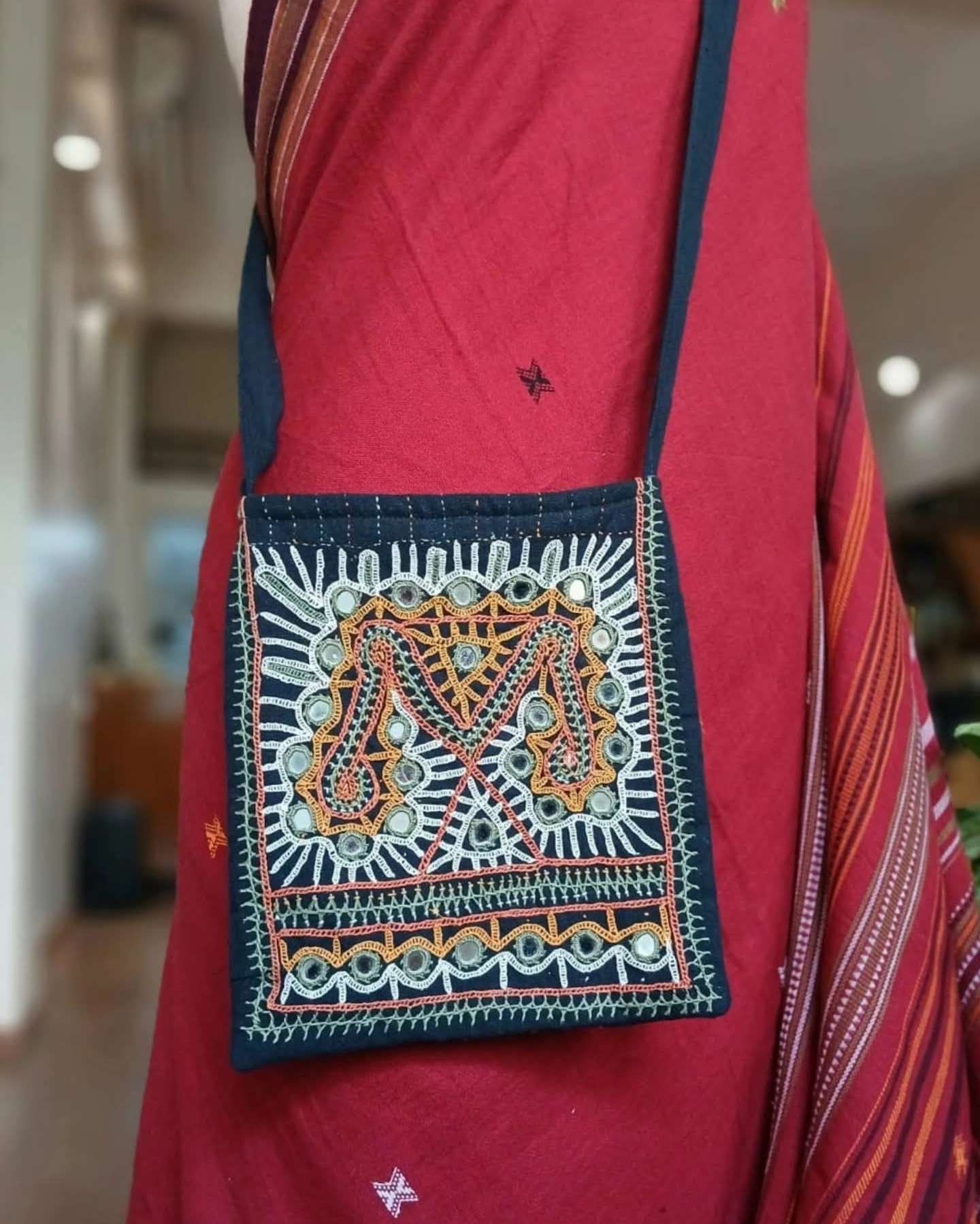Dhebariya Rabari Embroidered Sling Bag - (DREB0001)