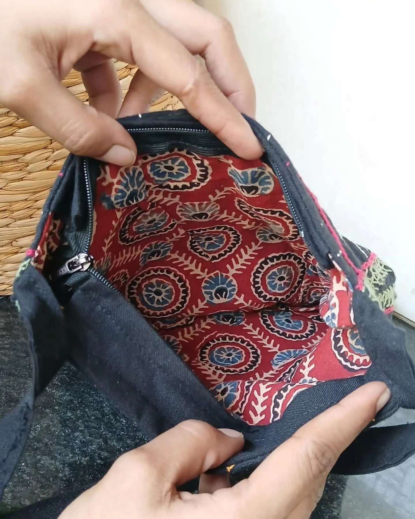 Dhebariya Rabari Embroidered Sling Bag – (DREB0002) - Image 3