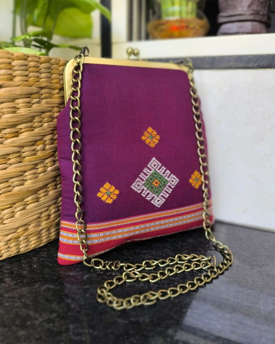 Kasuti Embroidered Purse (KSTP1003)