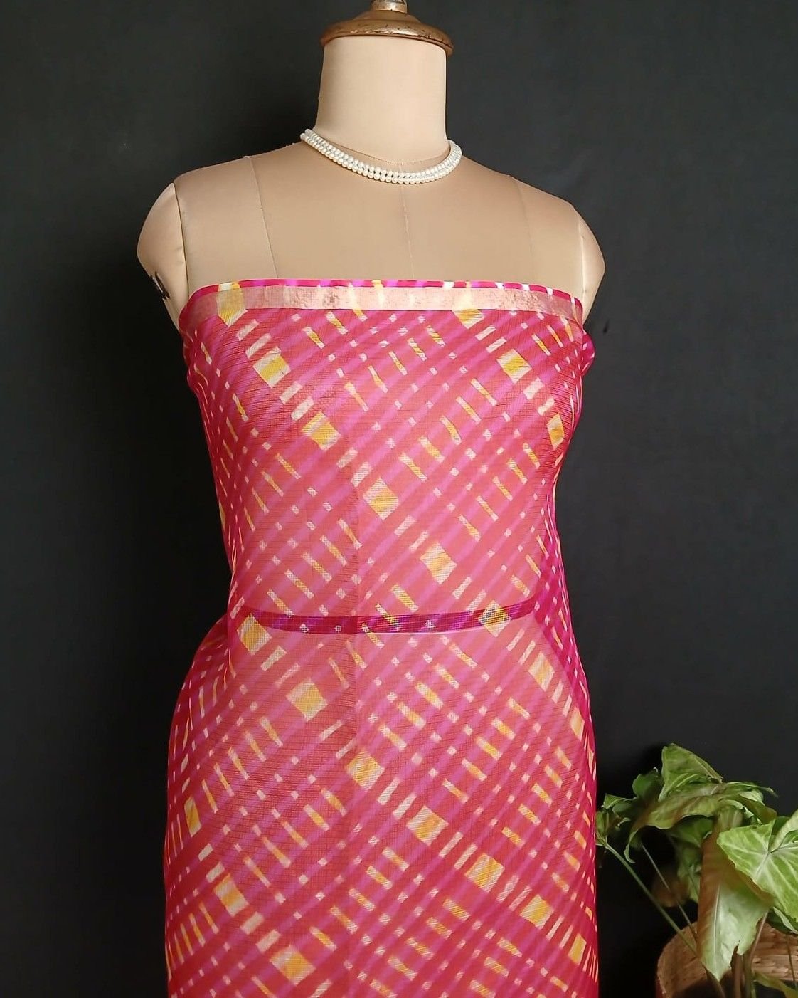 Hand tie-dye Leheriya on Kota Silk (HTKS0058) - Image 7