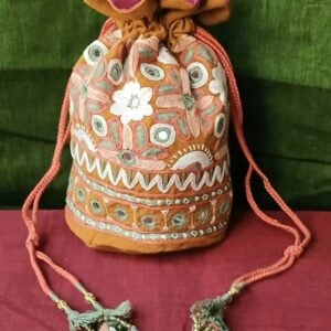 Paako Embroidered Potli Bag from Kutch – (PEPB0010)