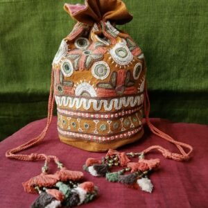 Paako Embroidered Potli Bag in Pure Cotton – (PEPB0005)
