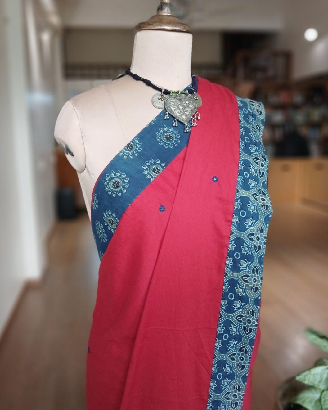 Ajrakh Applique Saree in Mul Cotton – (MCAS1043) - Image 2