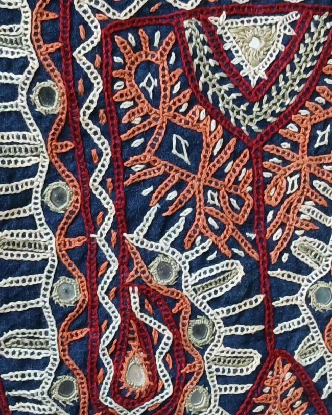 Dhebariya Rabari Embroidered Sling Bag – (DREB0006) - Image 2