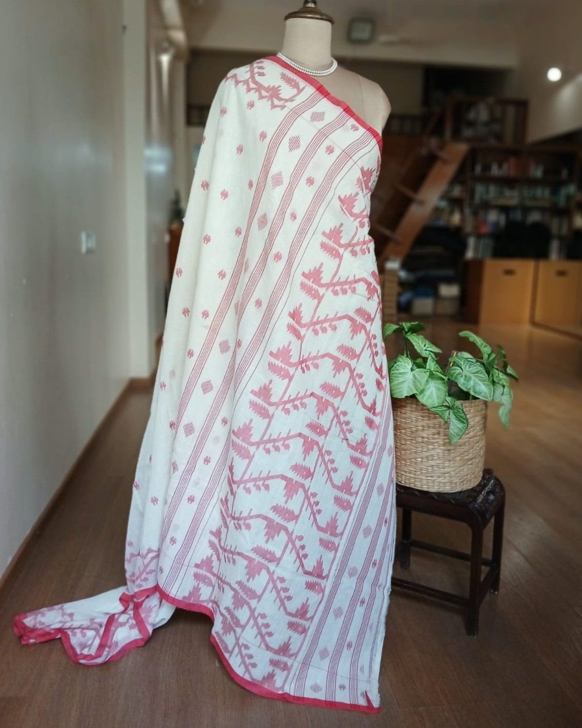 Soft Cotton Jamdani Handweave from Phulia – (JCHS1013) - Image 5