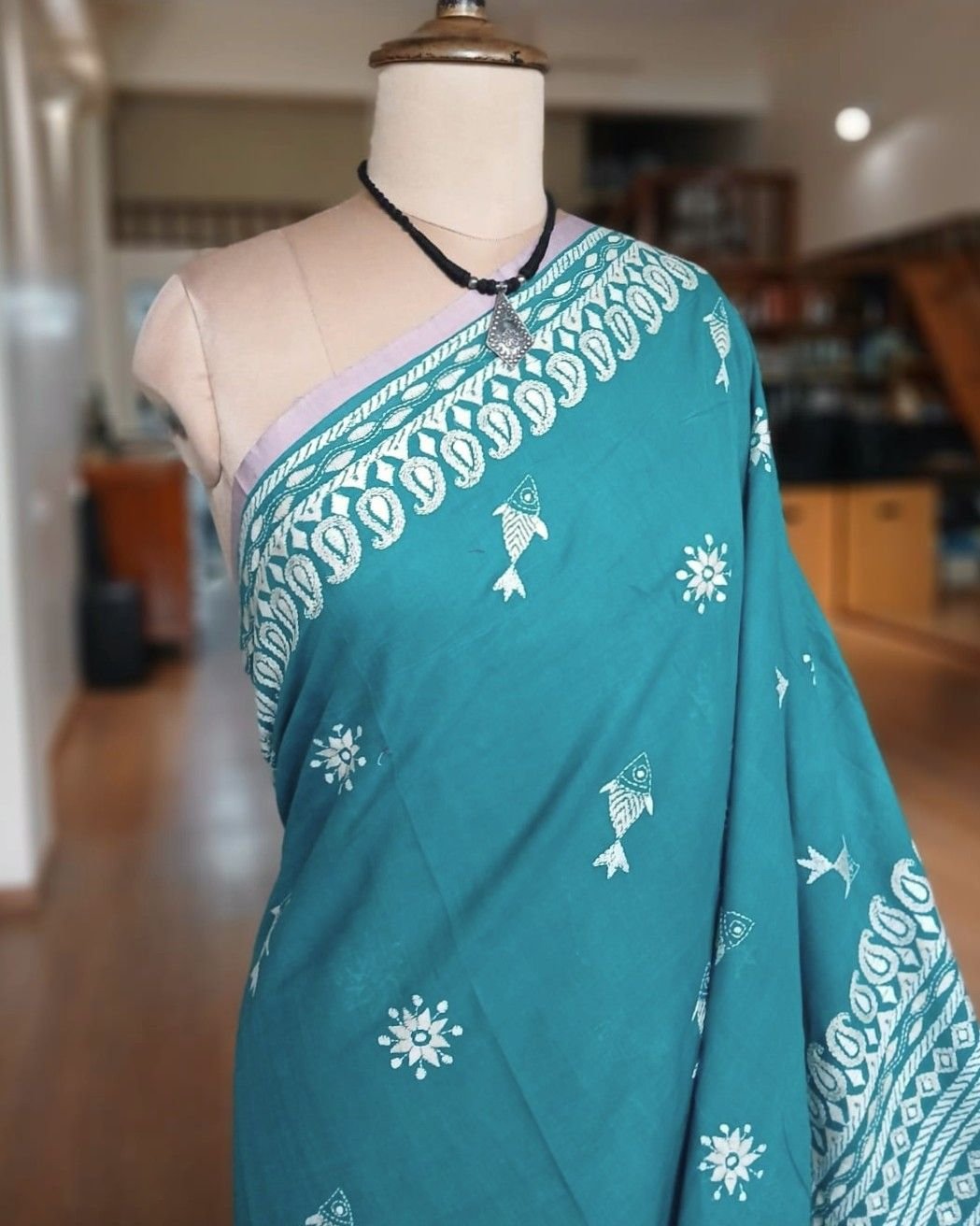 Kantha Hand Embroidery on Begumpuri Cotton – (KNCS1072) - Image 3