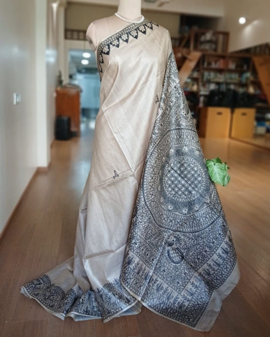 Madhubani on Tussar Silk – (MADT0038) - Image 2