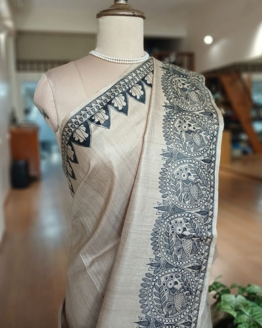 Madhubani on Tussar Silk – (MADT0038) - Image 7