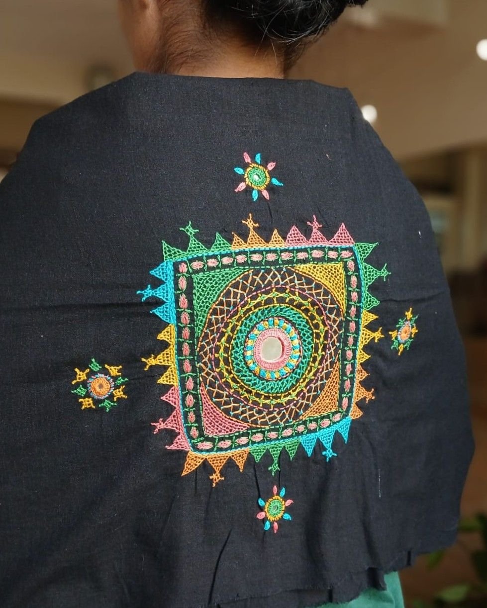 Mandala Blouse Piece – (MAND1135)