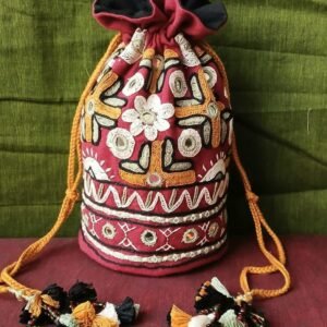 Paako Embroidered Potli Bag from Kutch – (PEPB0016)