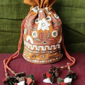 Paako Embroidered Potli Bag from Kutch – (PEPB0023)