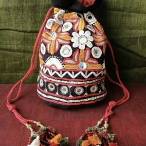 Paako Embroidered Potli Bag from Kutch – (PEPB0024)